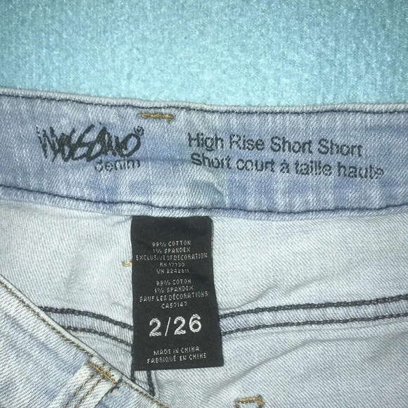 MOSSIMO High rise denim short shorts lace details blue Y2K daisy dukes size 2 - Picture 3 of 4